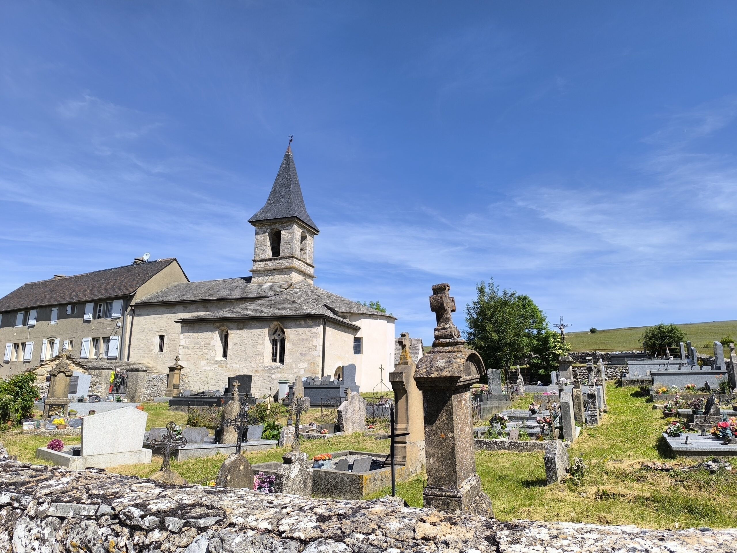 Eglise de Hures