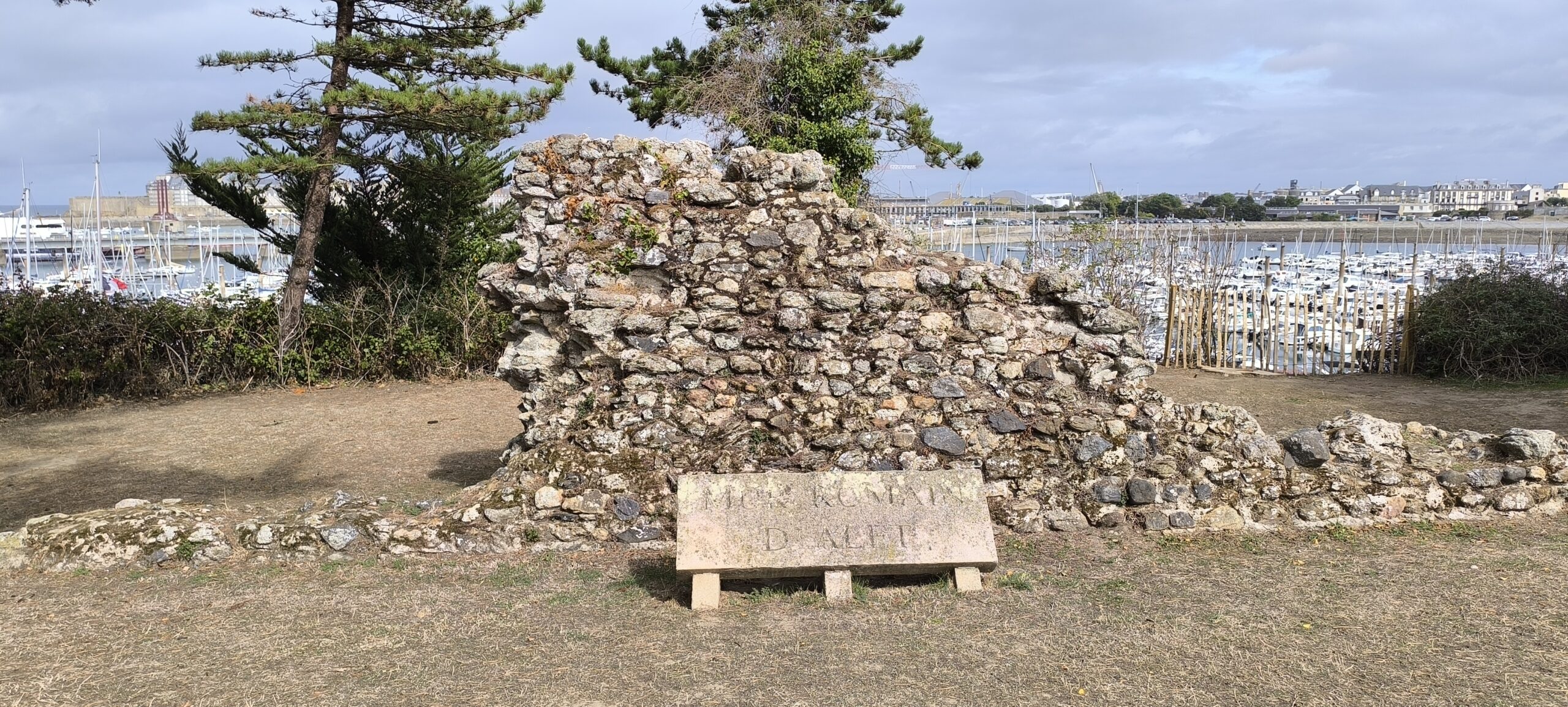 Mur Romain St Malo
